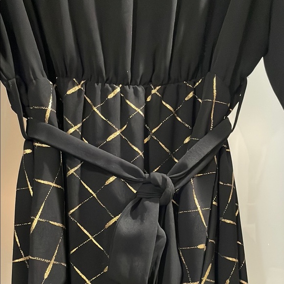 BloomChic Black and Gold Long Sleeve Dress - Picture 3 of 5